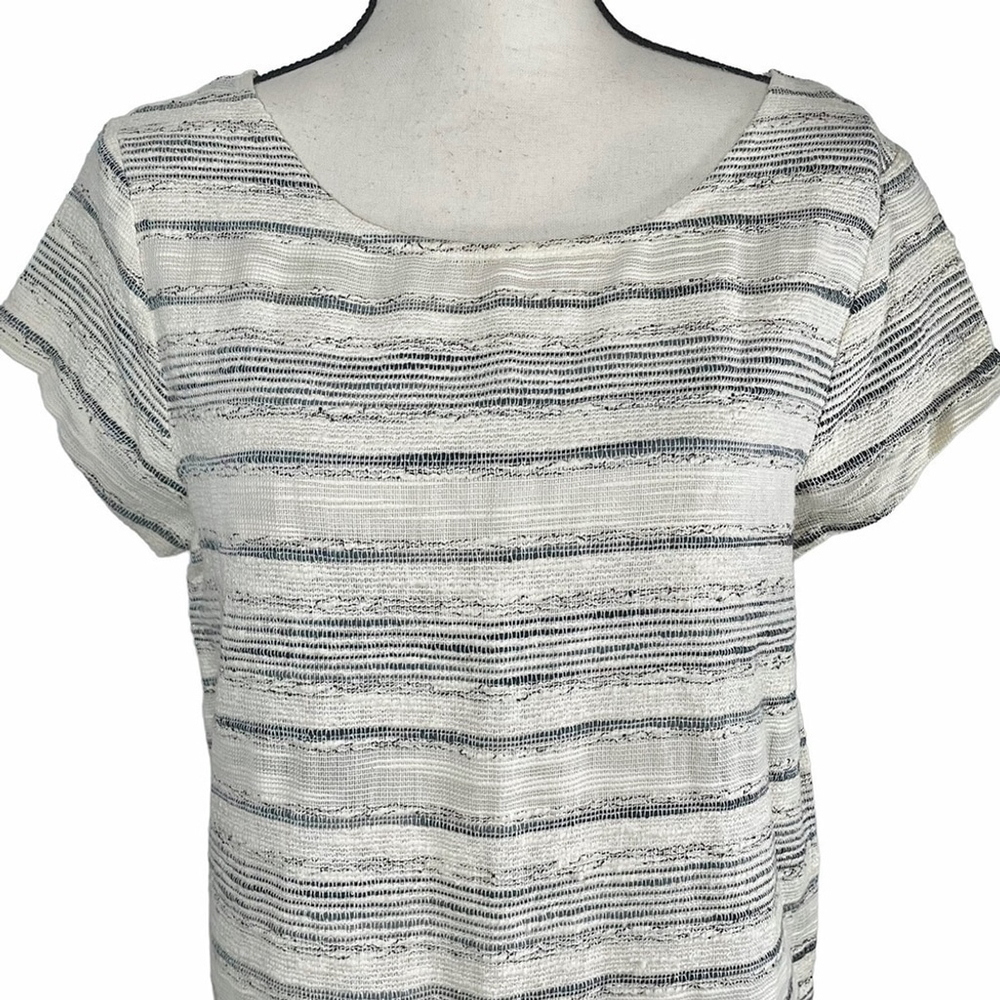 GAP White Gray Jacquard Embroidery Top Short Sleeve Women Small - Picture 2 of 8